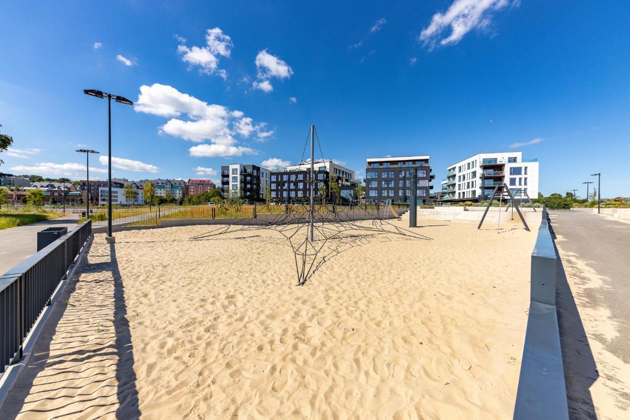 Sea View Family Apt In Unique Kalaranna District Tallinn Bagian luar foto