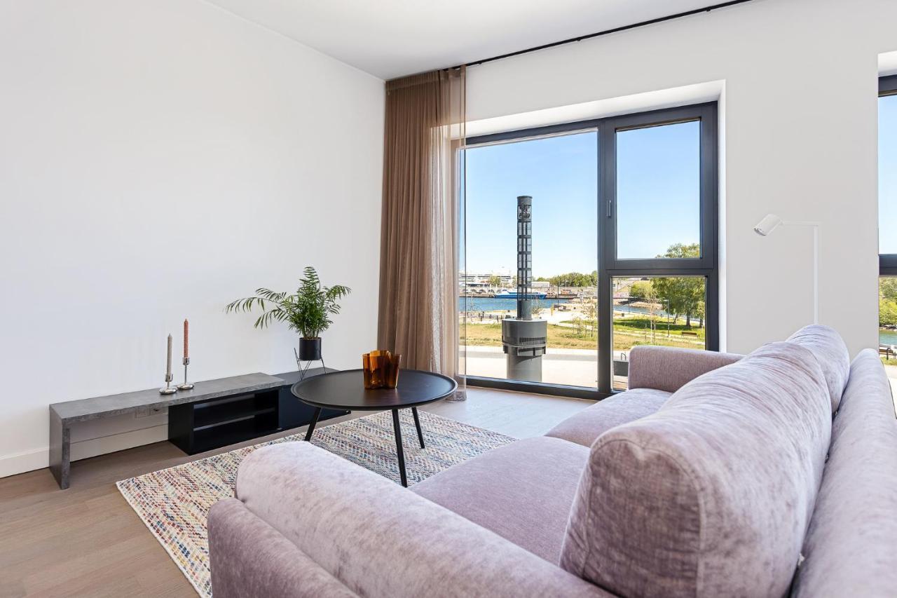 Sea View Family Apt In Unique Kalaranna District Tallinn Bagian luar foto