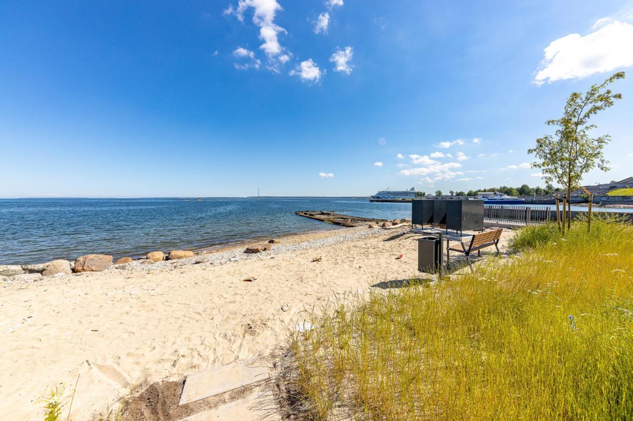 Sea View Family Apt In Unique Kalaranna District Tallinn Bagian luar foto